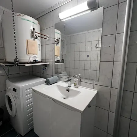 Hoda - Cozy With Free Parking *