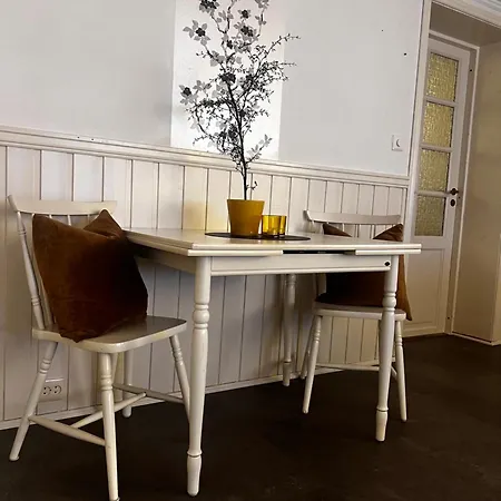 Hoda - Cozy With Free Parking Apartment Leknes