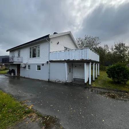 Hoda - Cozy With Free Parking Leknes